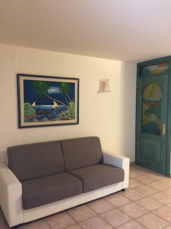 Apartament Locazione Turistica Lea Castelnuovo del Garda Zewnętrze zdjęcie